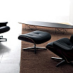 Eames Chair and Ottoman, verschiedene Möglichkeiten.